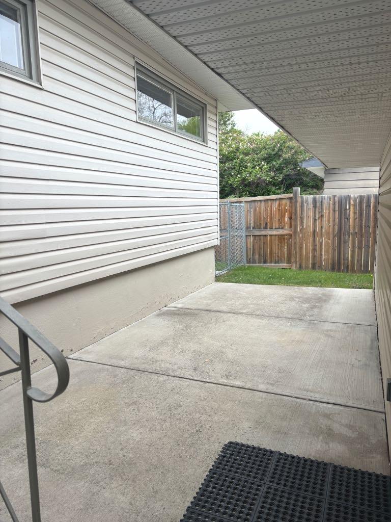 19 Meadowview Road SW