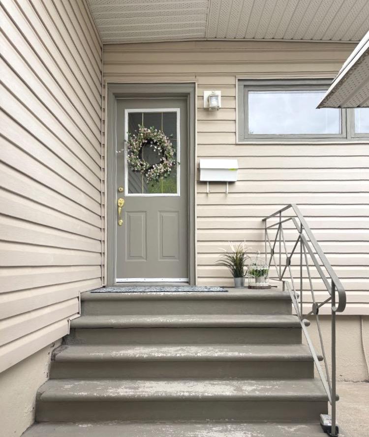 19 Meadowview Road SW