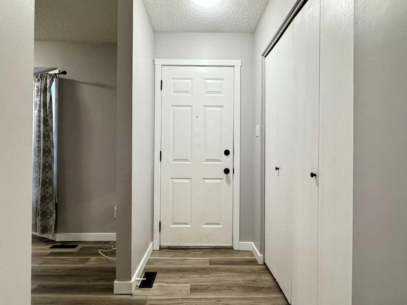 495 Columbia Boulevard W