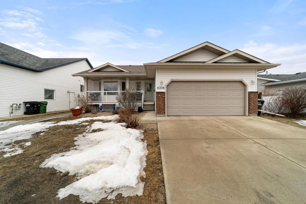 Photo of 6308 30 Avenue, Camrose, AB T4V 4V9 (MLS # A2295402)