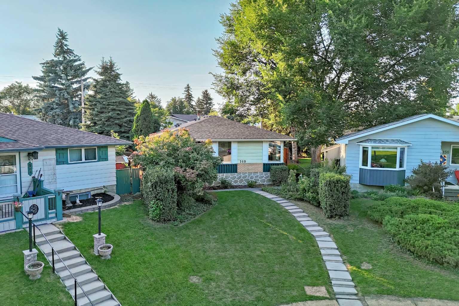 160 Dover Ridge Bay SE