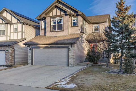 1674 Baywater Street SW Airdrie AB T4B 0A7