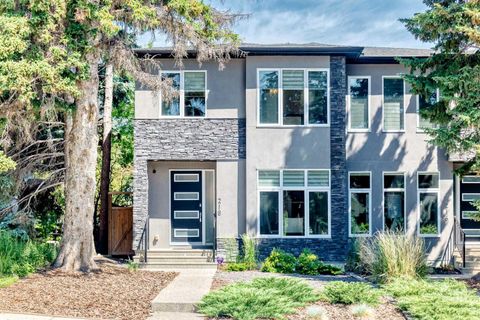 Photo of 218 26 Avenue NW, Calgary, AB T2M 2C9 (MLS # A2324934)