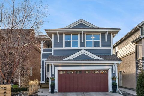 161 Mahogany Square SE Calgary AB T3M 0T1
