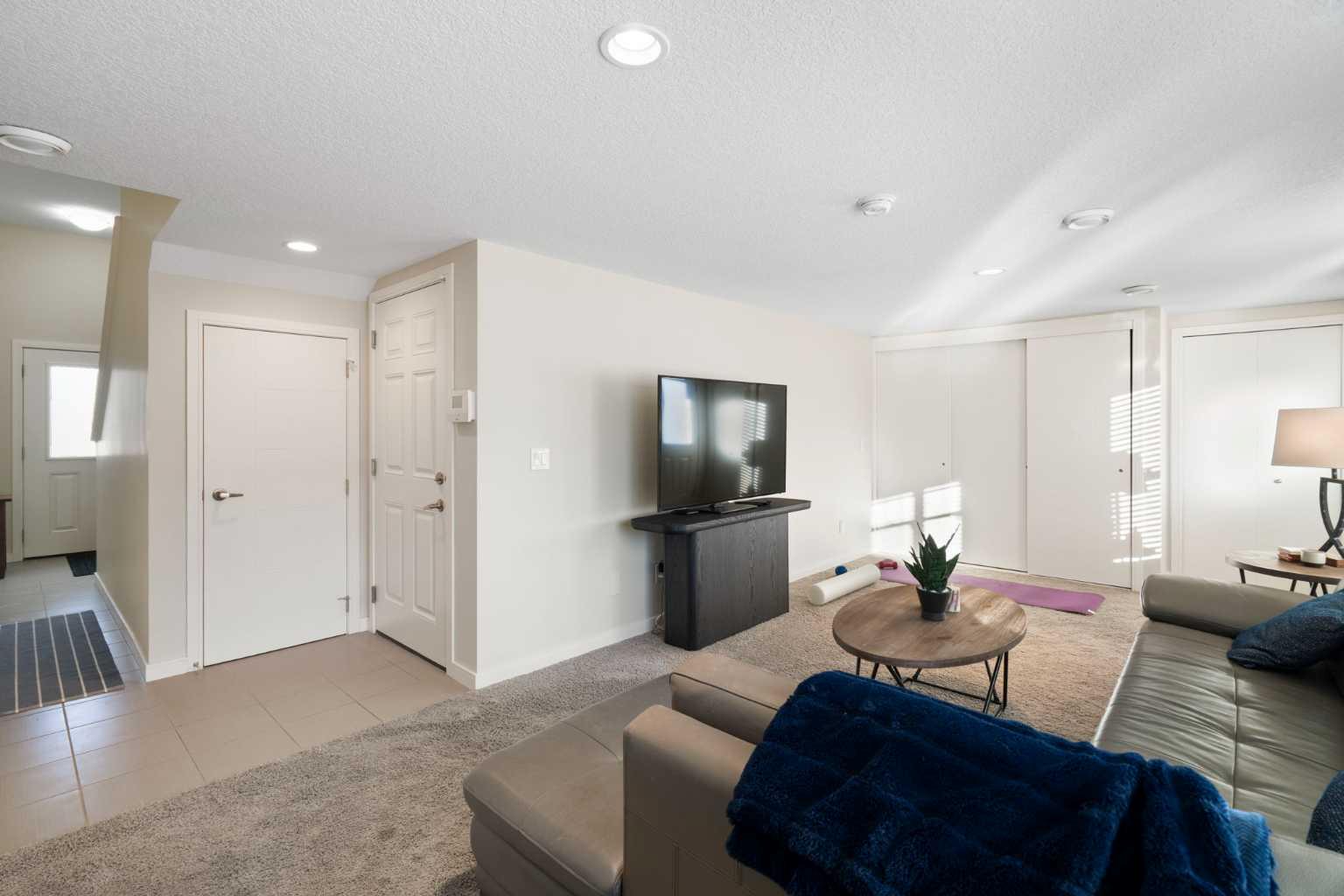 78 Nolan Hill Heights NW