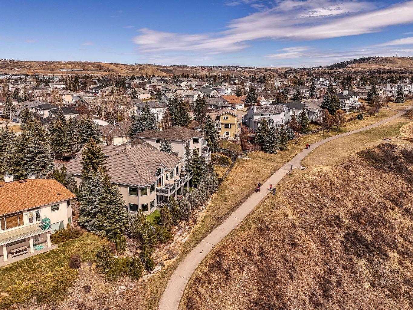 98 West Terrace Crescent