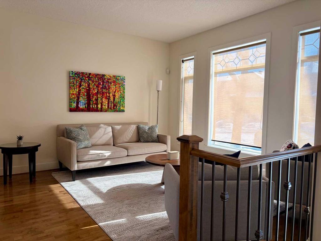 Photo of 624 27 Avenue NW, Calgary, AB T2M 2J1 (MLS # A2293358)