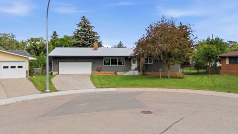 Photo of 2305 17 Street, Nanton, AB T0L 1R0 (MLS # A2321847)