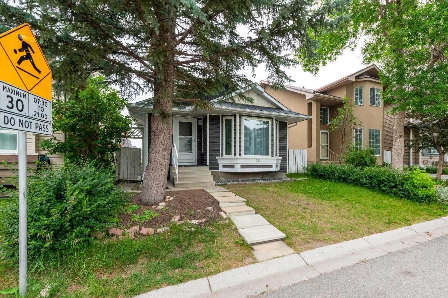 92 Martinwood Road NE