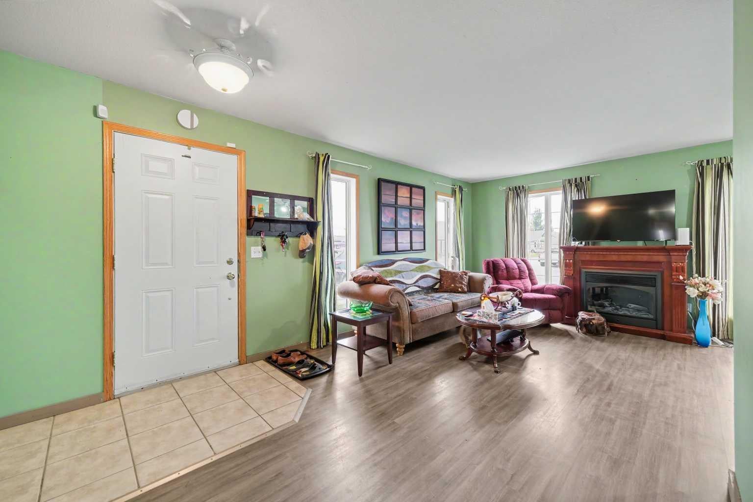 149 Silver Drive