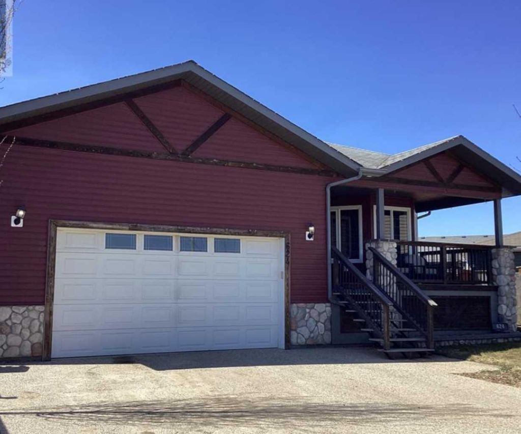 Photo of 624 13 Street SE, Slave Lake, AB T0G 2A3 (MLS # A2287556)
