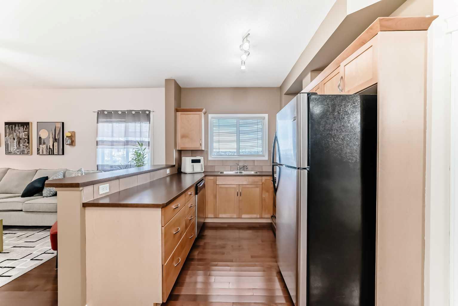 31 Country Village Manor NE 4410