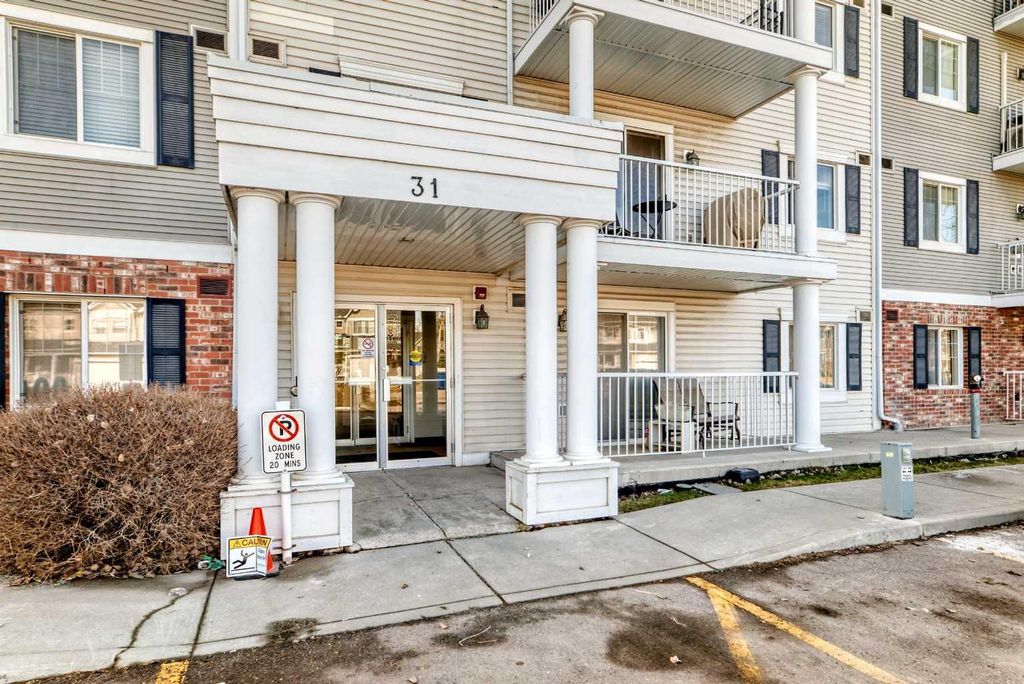 Photo of 31 Country Village Manor NE #4410, Calgary, AB T3K 0T3 (MLS # A2296013)