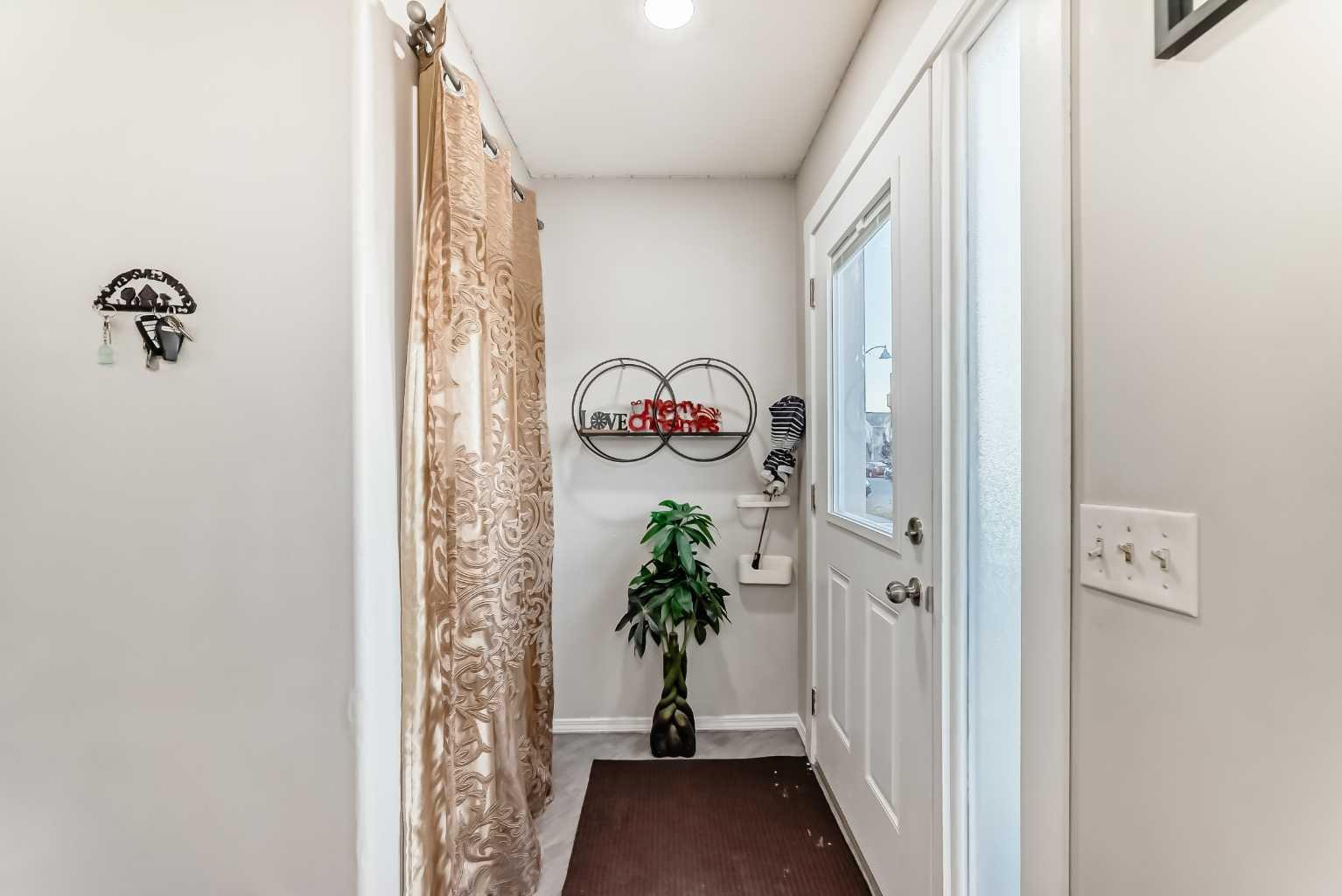50 Tarawood Lane NE