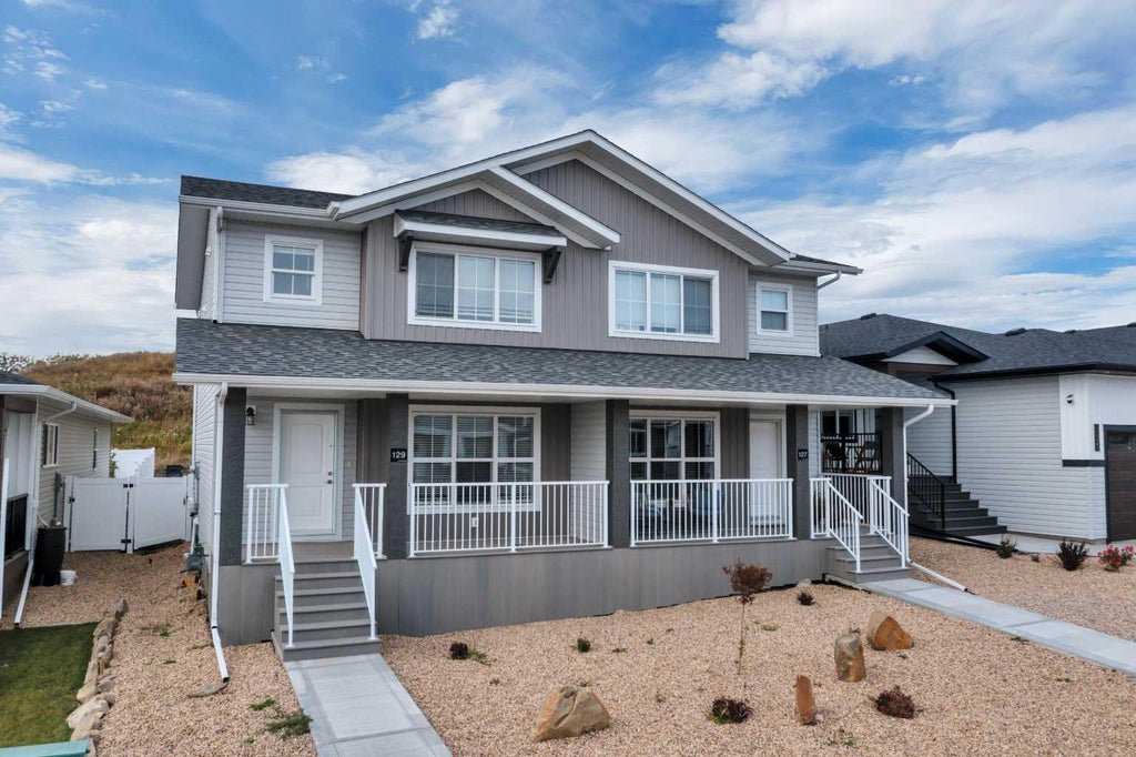 129 GRAY CLOSE, SYLVAN LAKE, AB T0M 0H0 - Image 2361723911.jpeg?d=l