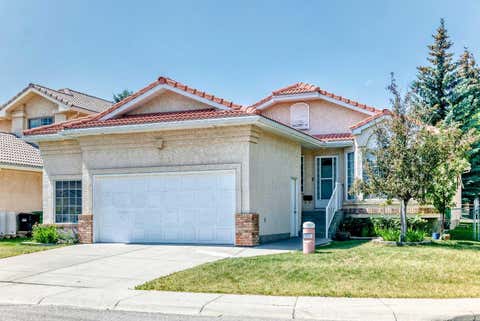 Photo of 184 Hampshire Circle NW, Calgary, AB T3A 4Y3 (MLS # A2335371)