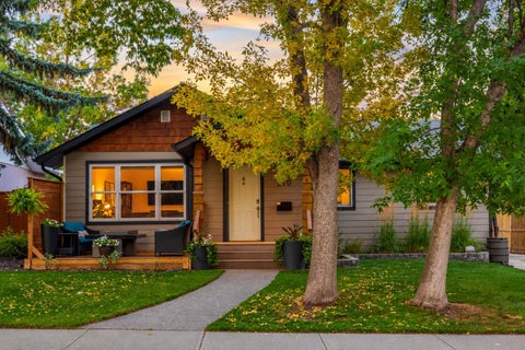 Photo of 210 Windermere Road SW, Calgary, AB T3C 3K8 (MLS # A2352537)