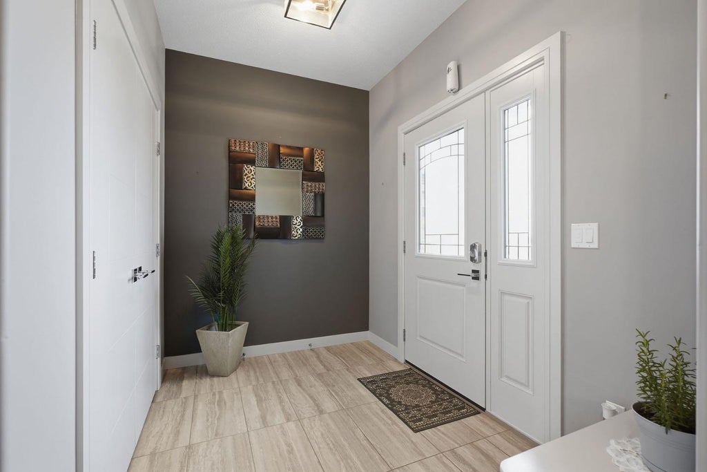 Photo of 10 Mitchell Crescent, Blackfalds, AB T4M 0H4 (MLS # A2344262)