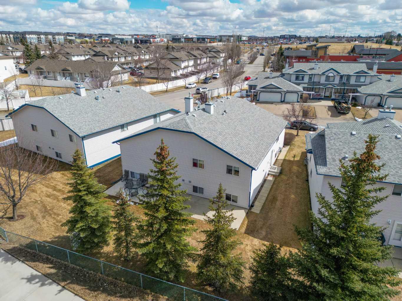 33 Stonegate Drive NW 4