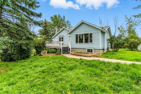 290003 96 Street E De Winton AB T1S 3Y9