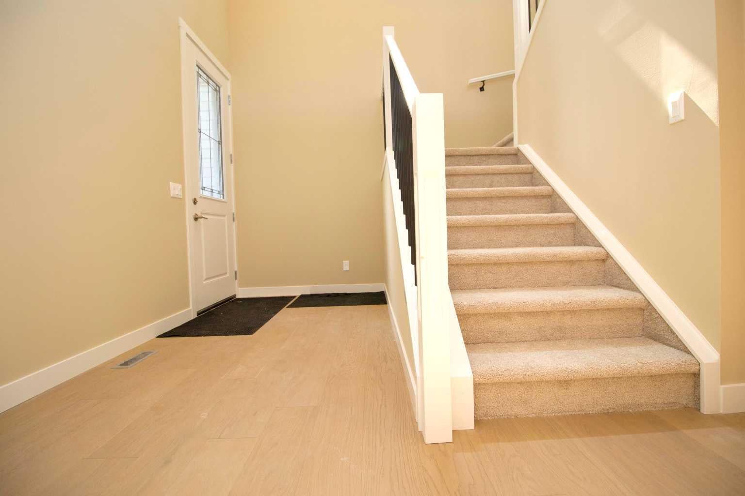 127 Sundown Crescent