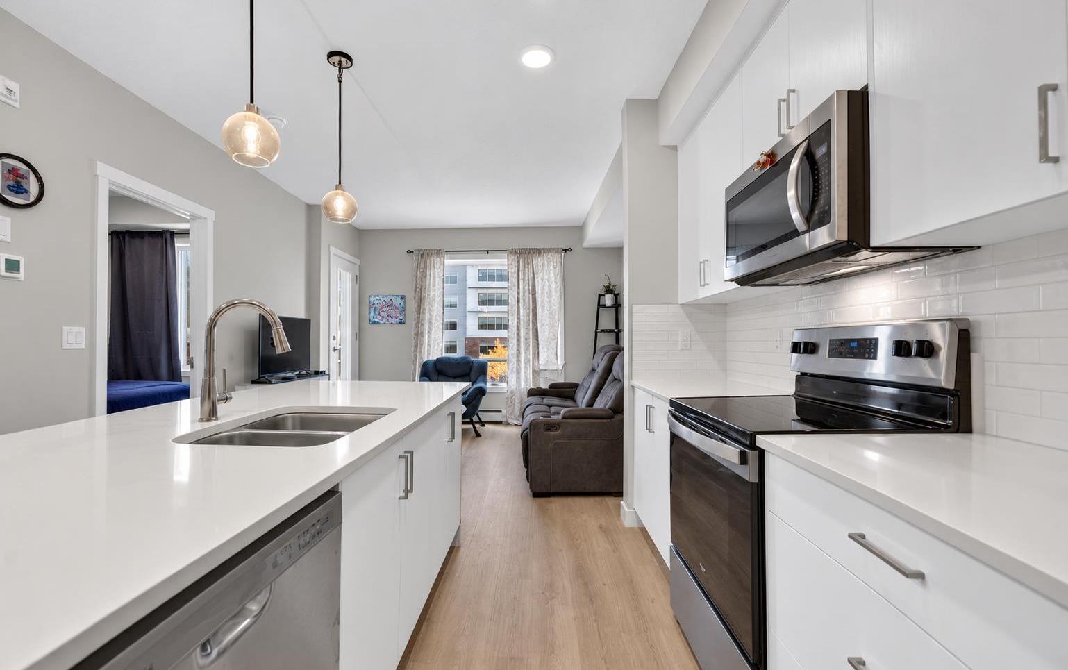 700 Shawnee Square SW 206
