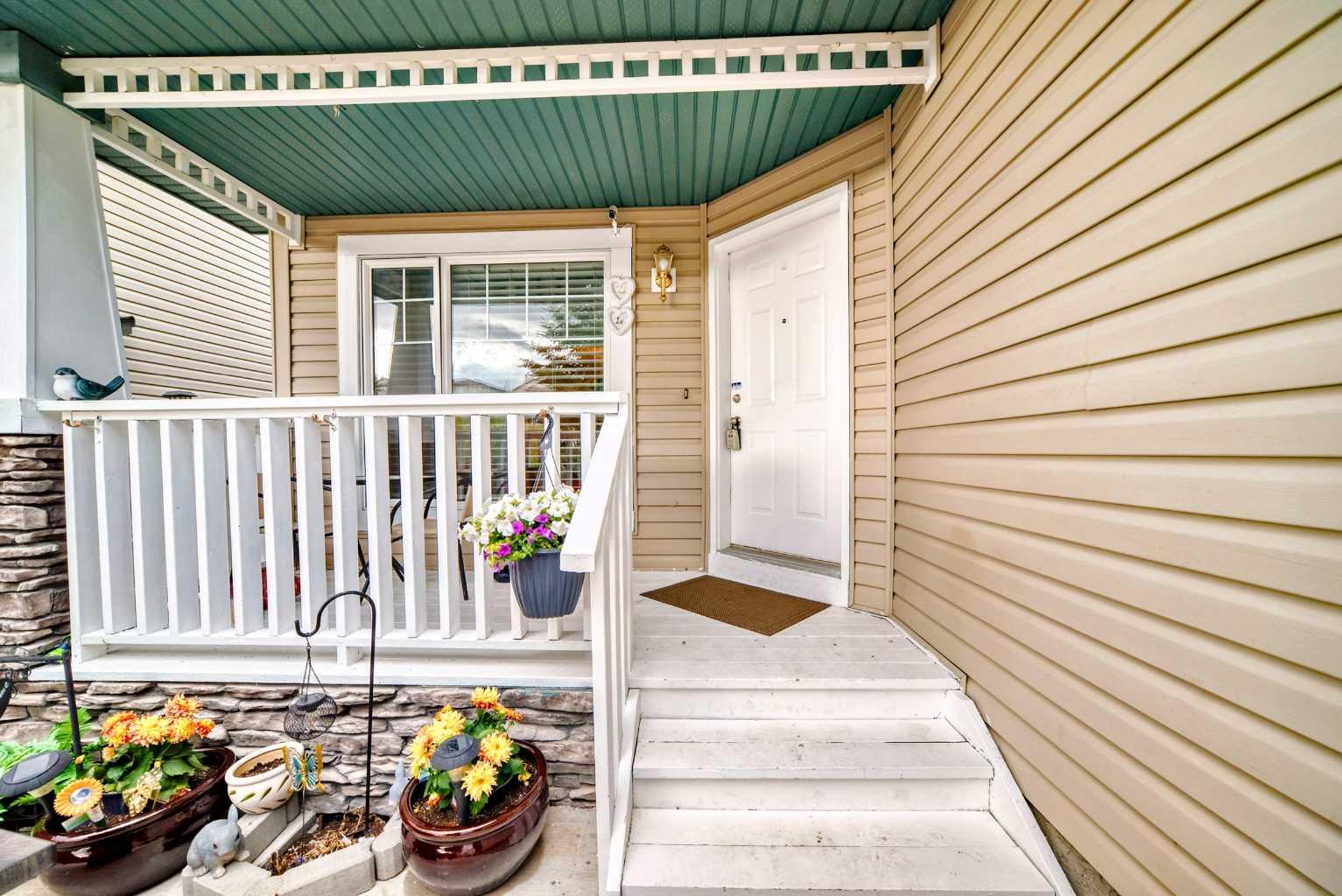 158 Panamount Drive NW