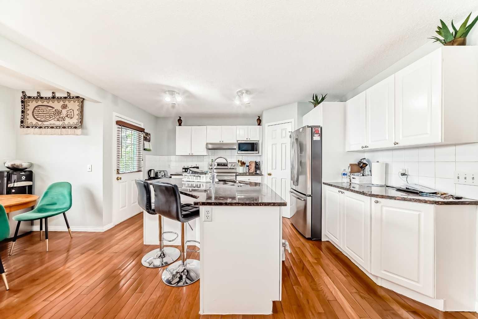 158 Panamount Drive NW