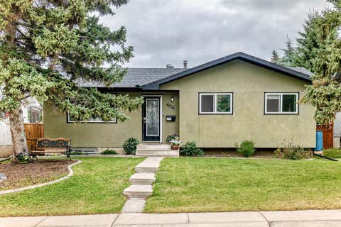 Photo of 4824 41 Avenue SW, Calgary, AB T3E 1H1 (MLS # A2335681)