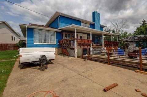 Photo of 710 Bankview Close, Drumheller, AB T0J 0Y6 (MLS # A2318252)