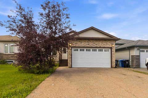 Photo of 443 Pacific Crescent, Fort McMurray, AB T9K 0E4 (MLS # A2333624)