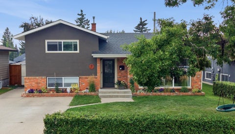 Photo of 9 Foxwell Road SE, Calgary, AB T2H 1A4 (MLS # A2340827)