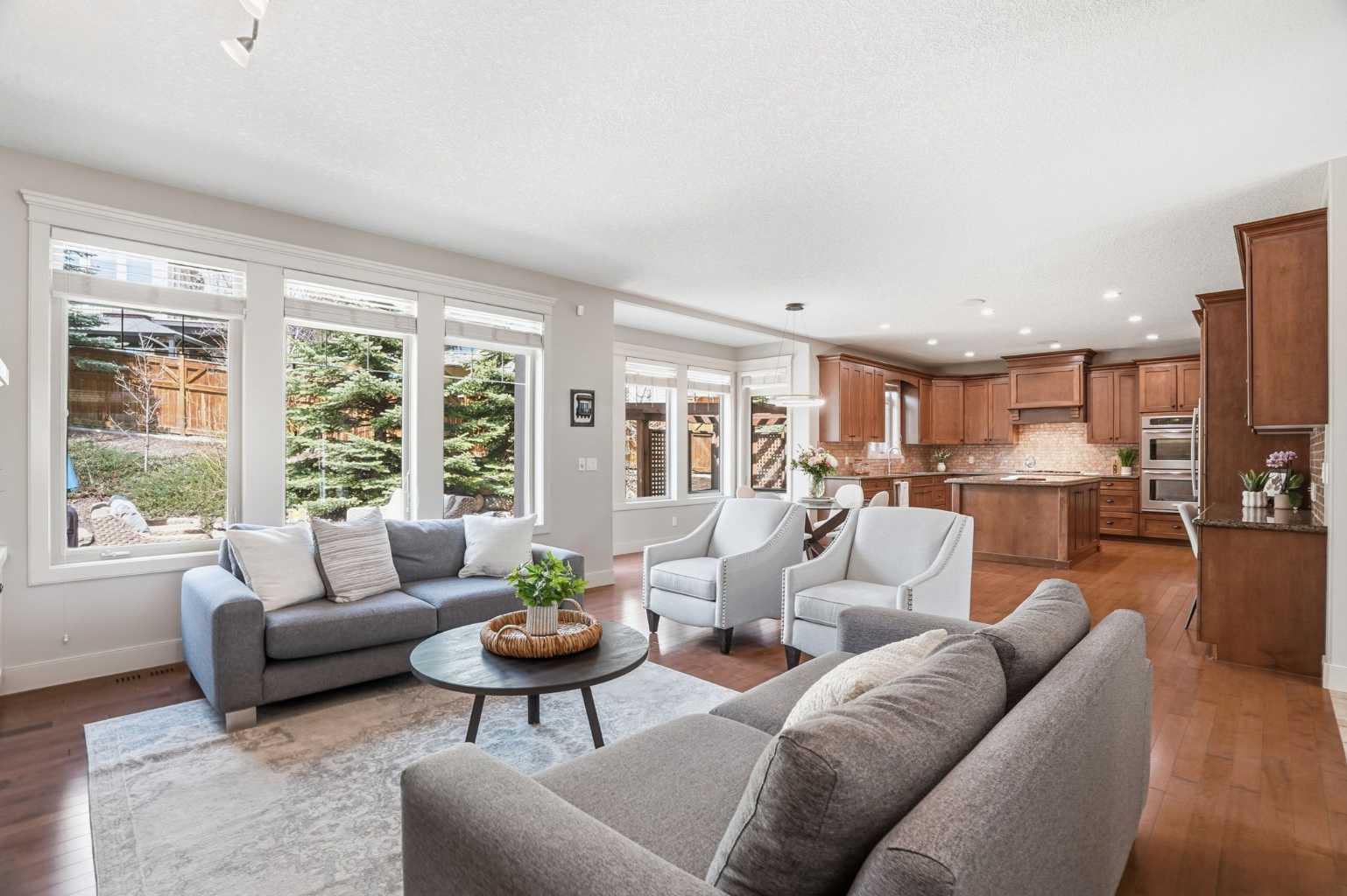 149 Aspen Glen Place SW
