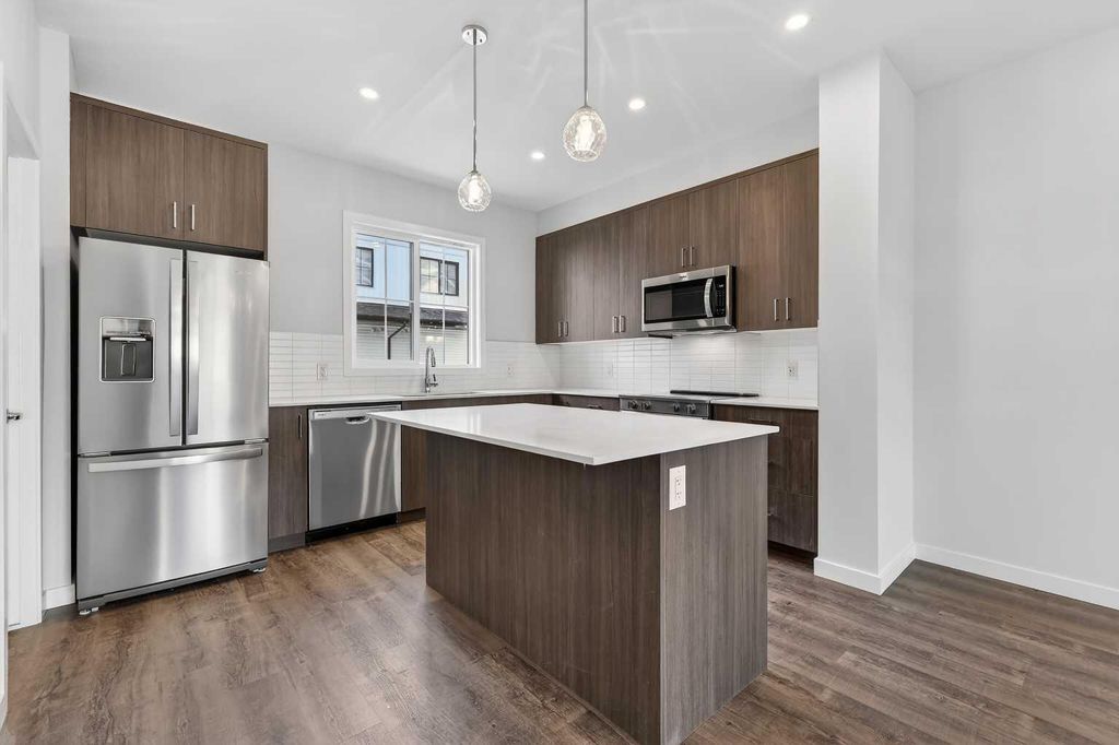 Photo of 172 Hotchkiss Common SE, Calgary, AB T3S 0X5 (MLS # A2288660)