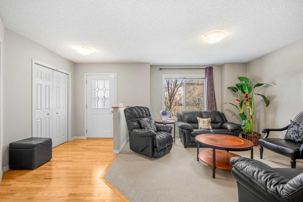 Photo of 83 Saddlebrook Gardens NE, Calgary, AB T3J 5M5 (MLS # A2296080)