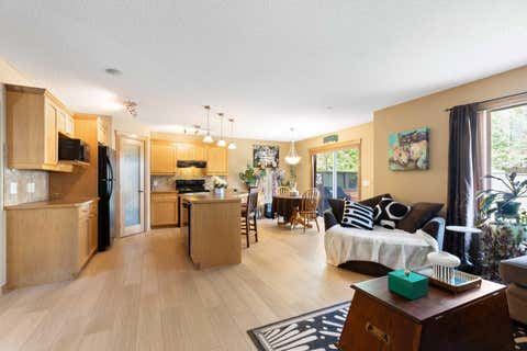 Photo of 34 Tuscany Meadows Drive NW, Calgary, AB T3L 2T8 (MLS # A2315954)