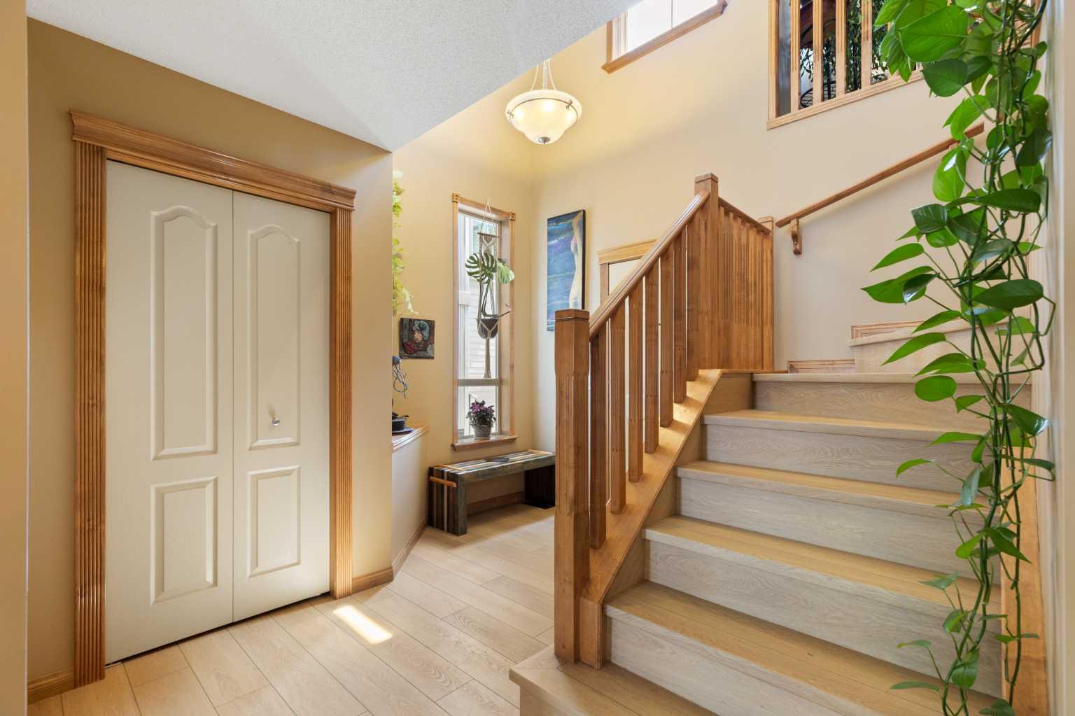34 Tuscany Meadows Drive NW