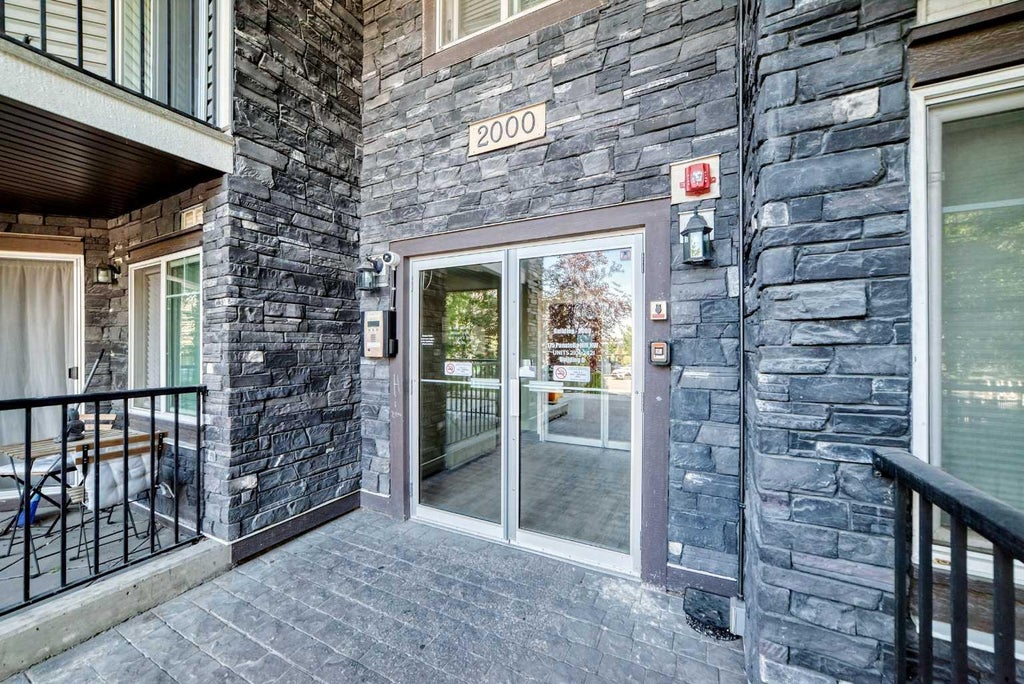 Photo of 175 Panatella Hill NW #2401, Calgary, AB T3K 0B6 (MLS # A2338236)