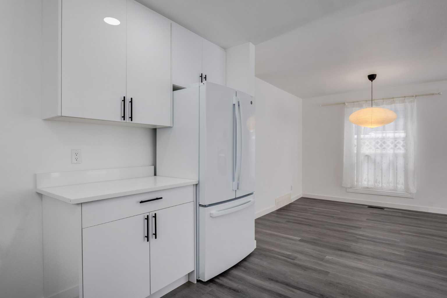 32 Midland Place SE