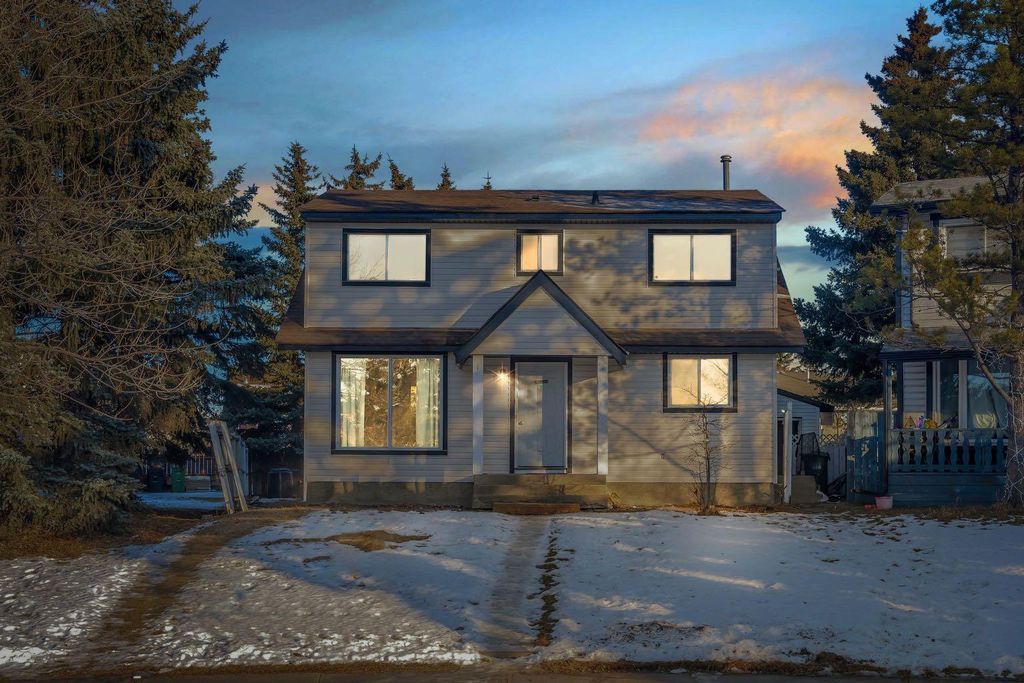 Photo of 36 Falton Court NE, Calgary, AB T3J 1J3 (MLS # A2289002)