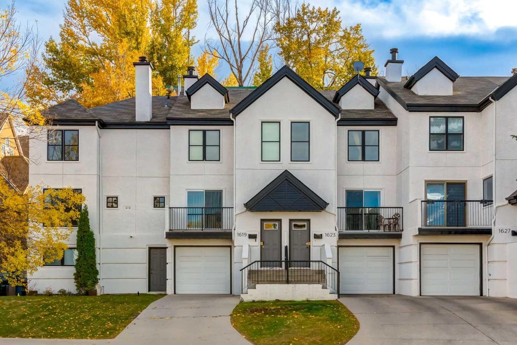 Photo of 1619 16 Avenue SW, Calgary, AB T3C 1A2 (MLS # A2351200)