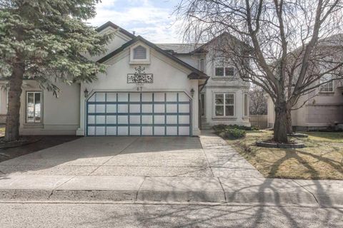 Photo of 67 Harvest Lake Crescent NE, Calgary, AB T3K 3Y7 (MLS # A2305045)