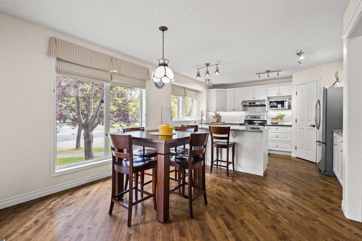 15209 Prestwick Boulevard SE