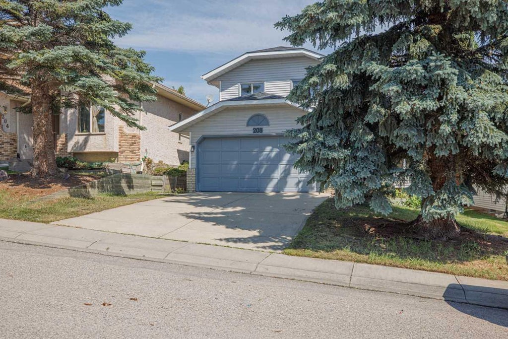 Photo of 208 Macewan Valley Road NW, Calgary, AB T3K 3P1 (MLS # A2328318)