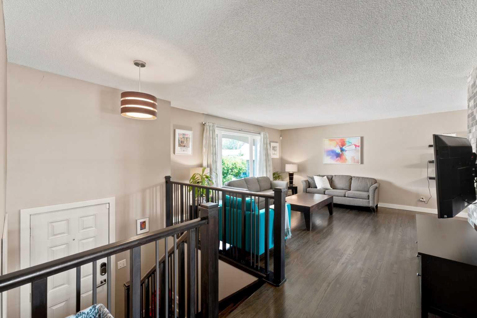 1016 Pensdale Crescent SE