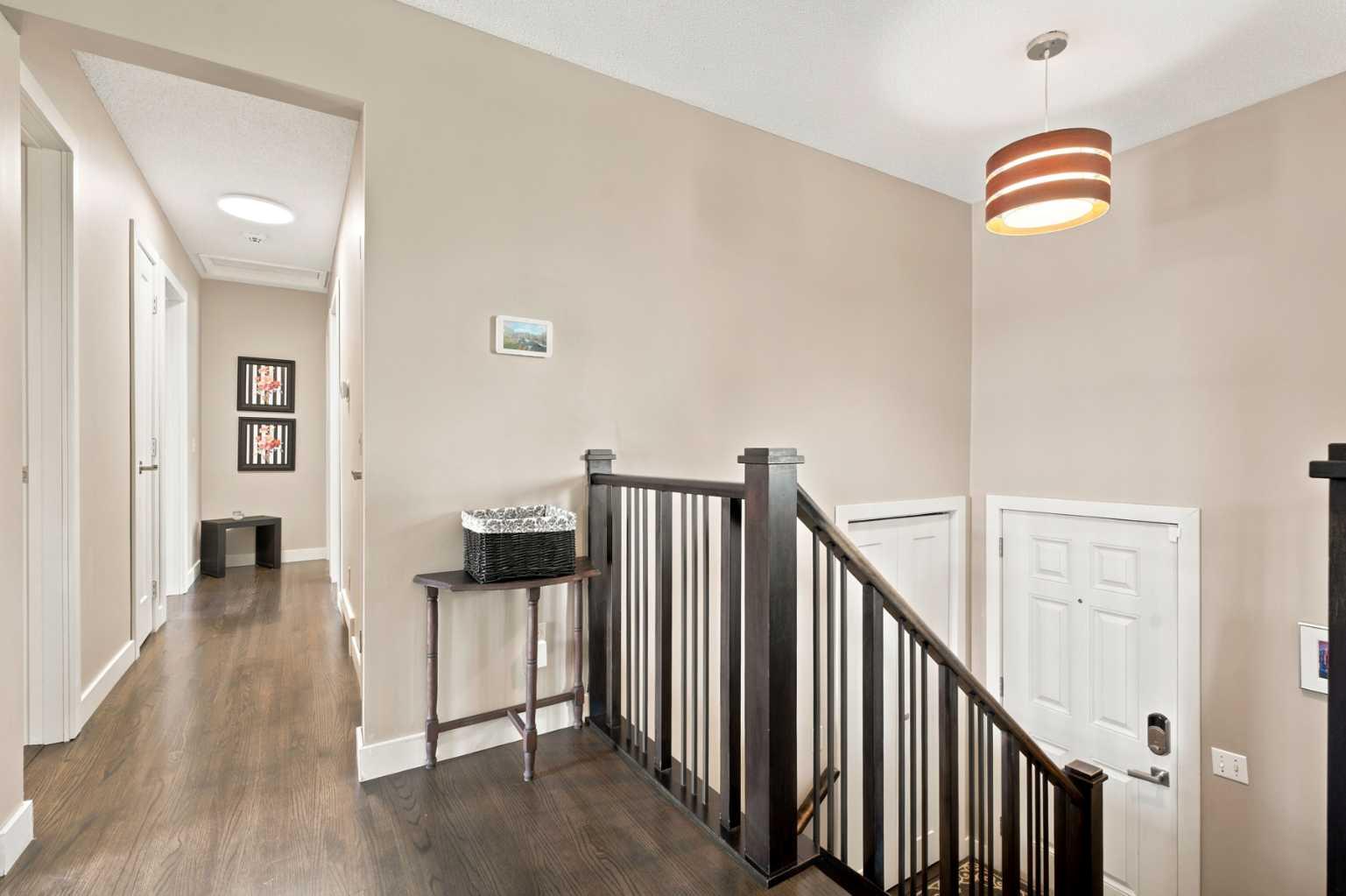 1016 Pensdale Crescent SE