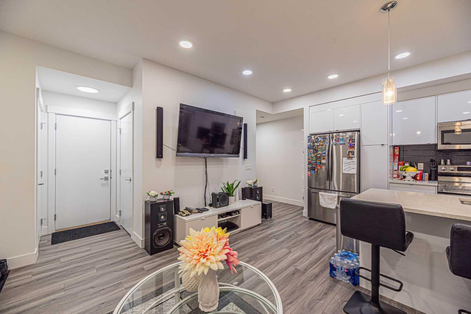 10060 46 Street NE 104