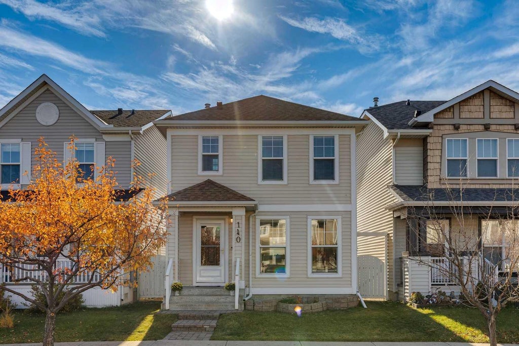 Photo of 140 Prestwick Villas SE, Calgary, AB T2Z 4S3 (MLS # A2353839)