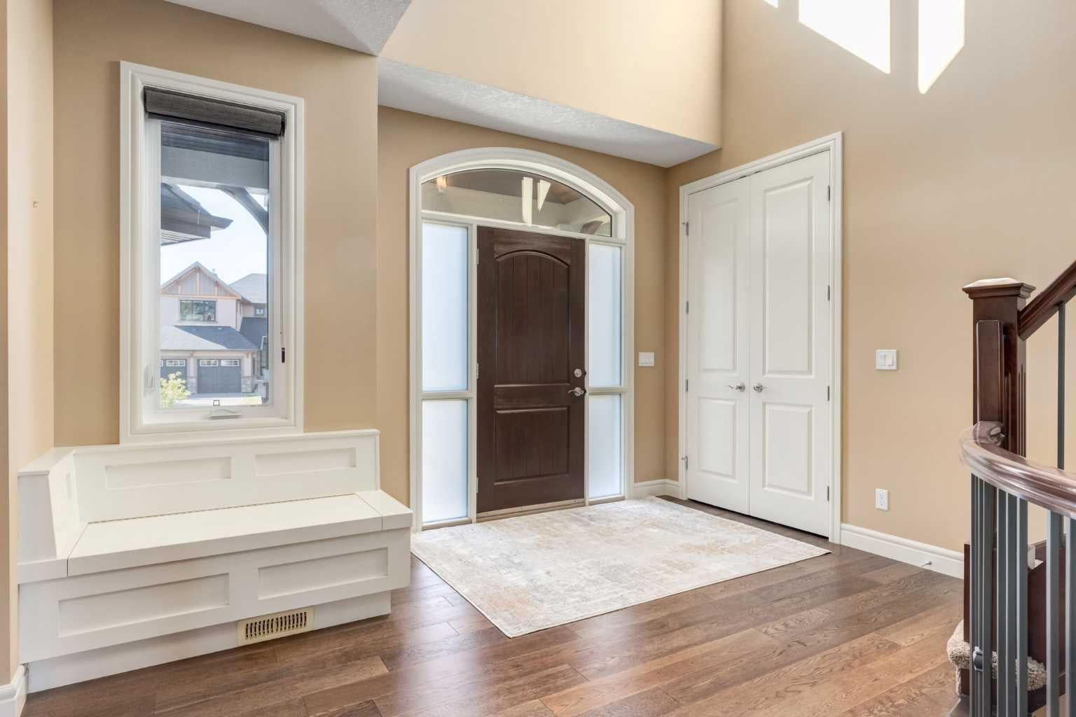 206 Waterside Court
