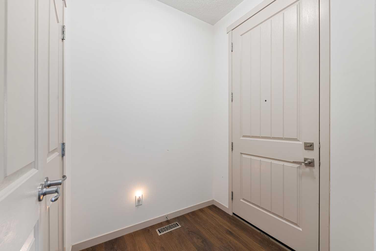 107 MASTERS Heights SE